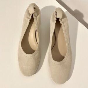 Everlane Day Heel - Tan Suede